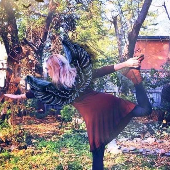 Meet your Posher, Allison - Picture 1 of 1